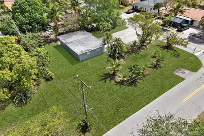 2261 NW 2nd Street, Pompano Beach, FL 33069 - Photo 19