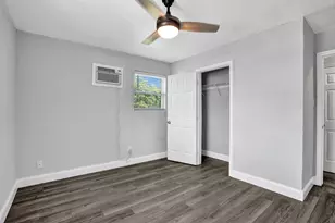 2261 NW 2nd St, Pompano Beach, FL 33069 - Photo 13