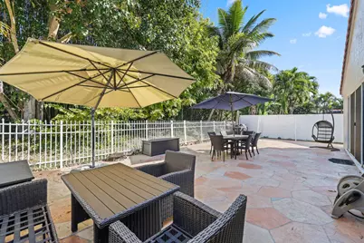 10418 Buena Ventura Drive, Boca Raton, FL 33498 - Photo 27