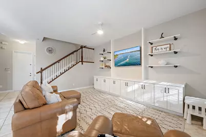 1056 Piccadilly Street, Palm Beach Gardens, FL 33418 - Photo 7