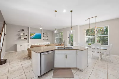 1056 Piccadilly Street, Palm Beach Gardens, FL 33418 - Photo 3