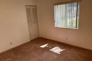 340 Pine Ridge Cir, Greenacres, FL 33463 - Photo 7