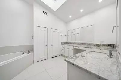 13346 Deauville Drive, Palm Beach Gardens, FL 33410 - Photo 23