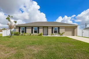 931 SW Sultan Dr, Port Saint Lucie, FL 34953 - Photo 1