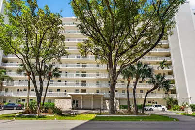 2555 NE 11th Street Street NE #202, Fort Lauderdale, FL 33304 - Photo 23