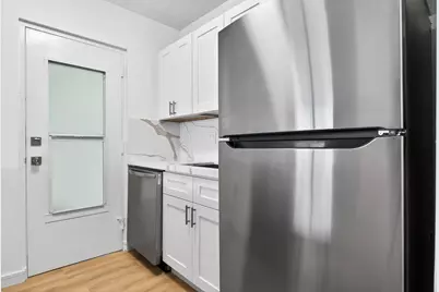 2555 NE 11th Street Street NE #202, Fort Lauderdale, FL 33304 - Photo 5