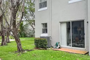 2309 Shoma Ln, Royal Palm Beach, FL 33414 - Photo 5