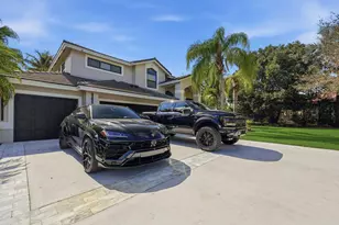 3541 Carlton Ln, Davie, FL 33330 - Photo 5