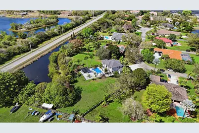 3541 Carlton Lane, Davie, FL 33330 - Photo 83