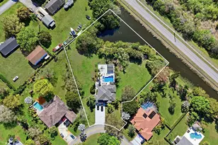 3541 Carlton Ln, Davie, FL 33330 - Photo 1