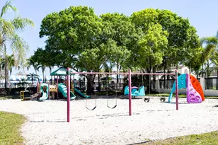 3803 NW 35th St, Coconut Creek, FL 33066 - Photo 29