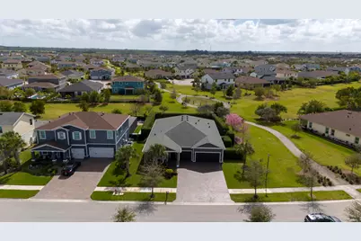 19387 Broad Shore Walk, Loxahatchee, FL 33470 - Photo 9