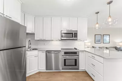 801 NE 18th Court #Apt 111, Fort Lauderdale, FL 33305 - Photo 5