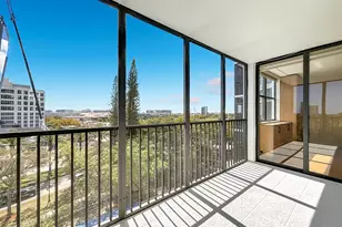 20100 W Country Club Dr, Aventura, FL 33180 - Photo 3