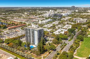 20100 W Country Club Dr, Aventura, FL 33180 - Photo 37