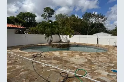 8421 Pioneer Road, West Palm Beach, FL 33411 - Photo 5