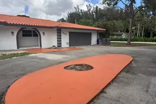 8421 Pioneer Rd, West Palm Beach, FL 33411 - Photo 5