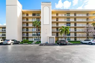 6 Royal Palm Way, Boca Raton, FL 33432 - Photo 3