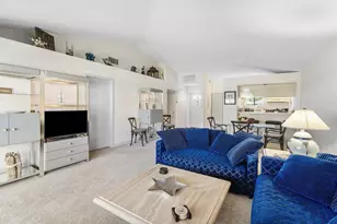 539 Club Dr, Palm Beach Gardens, FL 33418 - Photo 5