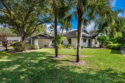 10074 Hickorywood Place, Boynton Beach, FL 33437 - Photo 1