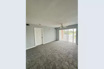 301 SW Palm Drive #205, Port Saint Lucie, FL 34986 - Photo 9