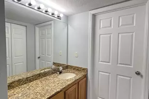 301 SW Palm Dr, Port Saint Lucie, FL 34986 - Photo 15