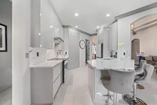 261 SW Lake Forest Way, Port Saint Lucie, FL 34986 - Photo 15