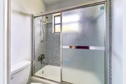 729 N Rainbow N Drive, Hollywood, FL 33021 - Photo 21