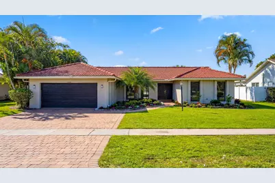 12853 Guilford Circle, Wellington, FL 33414 - Photo 11