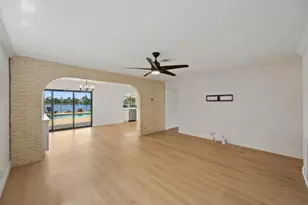 12853 Guilford Cir, Wellington, FL 33414 - Photo 25