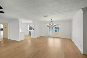 12853 Guilford Cir, Wellington, FL 33414 - Photo 27