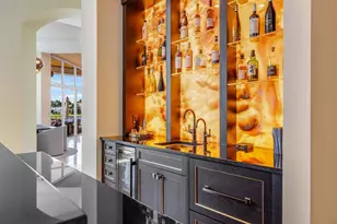 686 Hermitage Cir, Palm Beach Gardens, FL 33410 - Photo 19