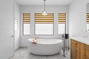 8227 Oceanus Dr, Boca Raton, FL 33496 - Photo 7