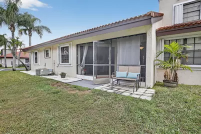 8841 W Sunrise Boulevard, Plantation, FL 33322 - Photo 17