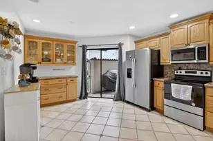 8841 W Sunrise Blvd, Plantation, FL 33322 - Photo 5