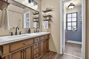 8841 W Sunrise Blvd, Plantation, FL 33322 - Photo 9