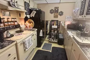 1401 SW 134th Way, Pembroke Pines, FL 33027 - Photo 5