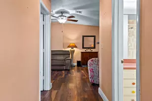 2201 NW 70th Ln, Margate, FL 33063 - Photo 19