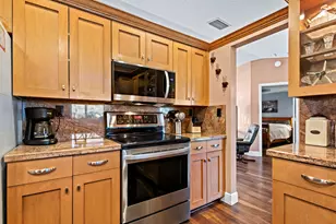 2201 NW 70th Ln, Margate, FL 33063 - Photo 3