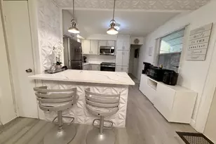 128 Havenwood Dr, Pompano Beach, FL 33064 - Photo 11