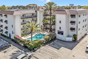 924 SE 2nd St, Fort Lauderdale, FL 33301 - Photo 1