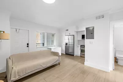 924 SE 2nd Street #32, Fort Lauderdale, FL 33301 - Photo 11