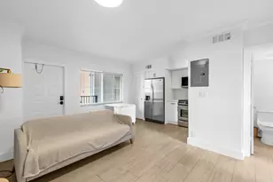 924 SE 2nd St, Fort Lauderdale, FL 33301 - Photo 11