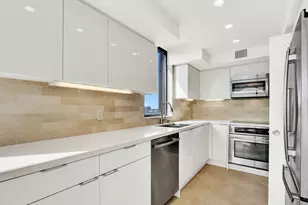 5380 N Ocean Dr, Singer Island, FL 33404 - Photo 11