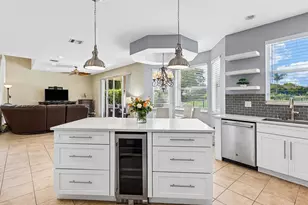 2015 Reston Cir, Royal Palm Beach, FL 33411 - Photo 13