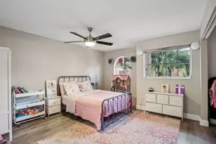 8207 NW 70th St, Tamarac, FL 33321 - Photo 15