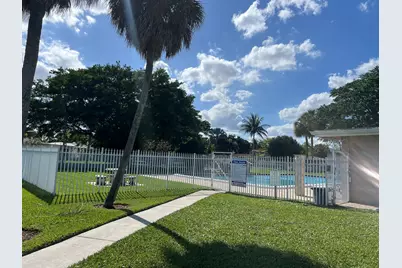 5711 NW 48th Avenue, Tamarac, FL 33319 - Photo 35