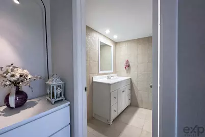 1008 10th Way, West Palm Beach, FL 33407 - Photo 5