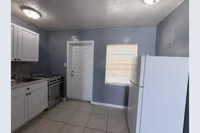 1913 Division Avenue, West Palm Beach, FL 33407 - Photo 3