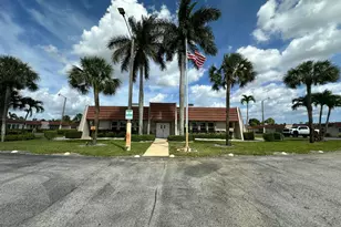 5725 Fernley Dr E, West Palm Beach, FL 33415 - Photo 17